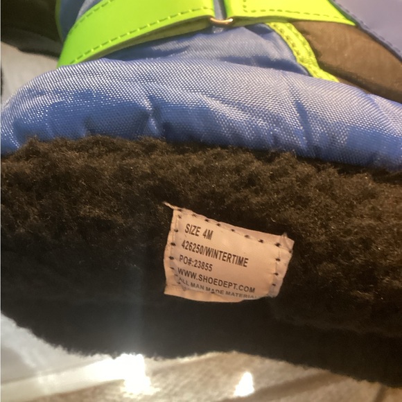 SHOE DEPT. BOYS BLUE & GREEN WEATHER BOOTS. SZ 4M. - Picture 7 of 7